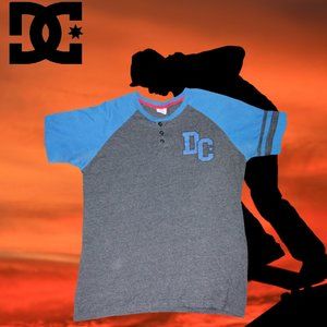 DC 2 button Men's T-shirt
